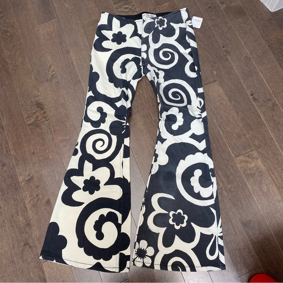 NWT FP Penny Printed Flared Jeans - Picture 2 of 10